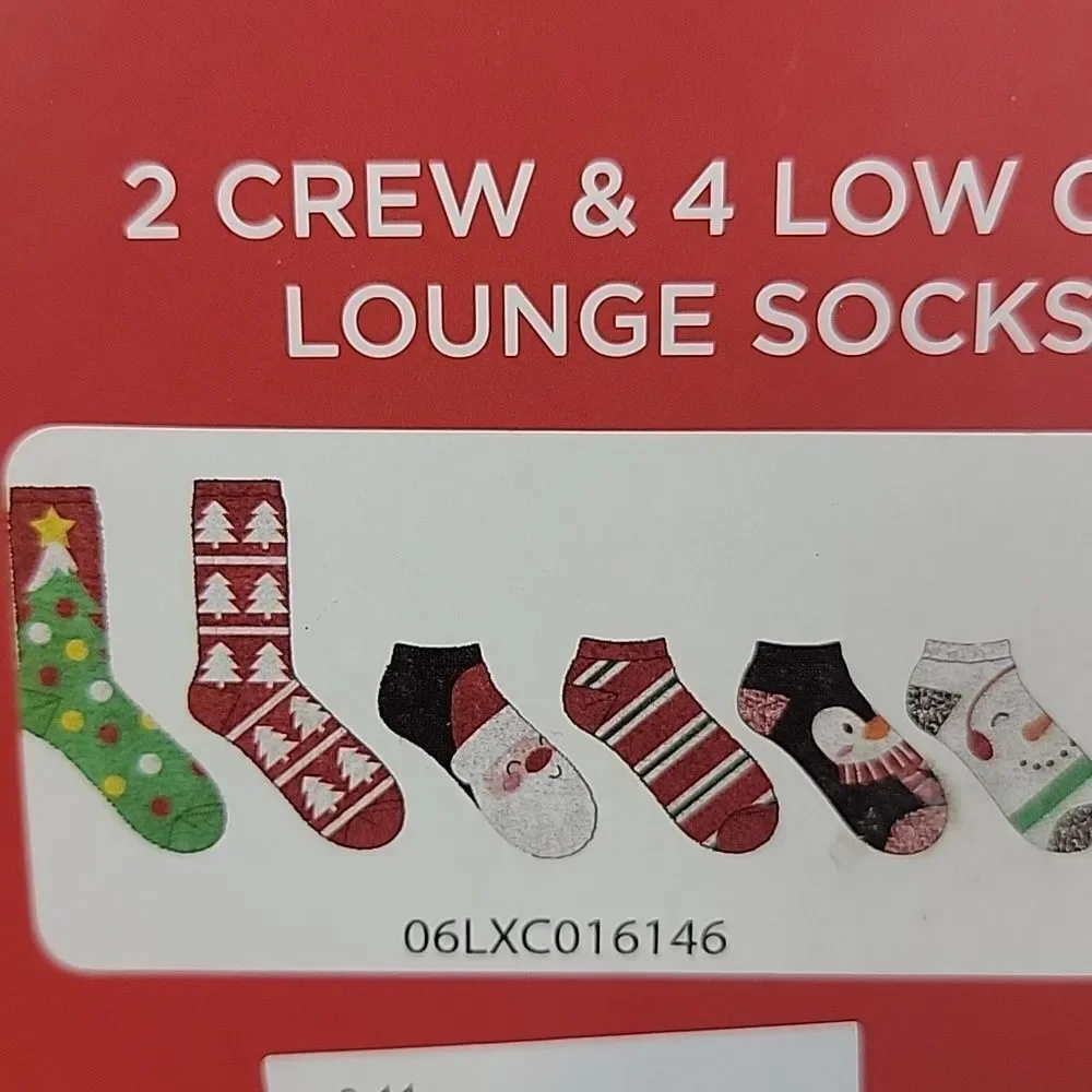 Hallmark Festive Ornament Womens Lounge Socks Set NWT